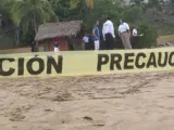Un turista canadiense murió y otro más resultó herido este jueves luego de ser atacados por un animal mientras nadaban en Ixtapa, en el sureño estado mexicano de Guerrero.