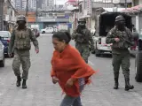 Soldados en las calles de Quito.