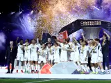 El Real Madrid levanta la Supercopa 2024.