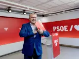 El secretario de Organización del PSOE, Santos Cerdán, tras una rueda de prensa posterior a la reunión de la Comisión Ejecutiva Federal del PSOE.