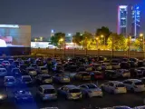 Autocine Madrid Cesur FP ofrece un espacio amplio para aparcar y ver películas al estilo americano.