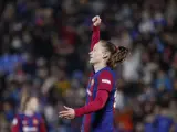 Caroline Graham Hansen celebra uno de los goles de su hat-trick al Levante.