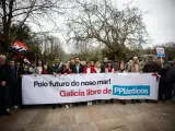 Manifestación "en defensa del futuro del mar", en Santiago de Compostela, en la que ha participado SUMAR.