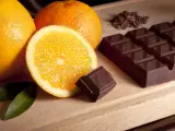Naranja y chocolate.