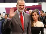 Como es habitual, los reyes Felipe y Letizia han acudido a la inauguración en representación a España y con el fin de conocer todas las novedades.
