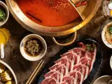 Se trata de uno de los hot pot más populares de Madrid ubicado en el barrio de Legazpi donde disfrutar de esta manera de probar la cocina china.