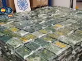 La Policía Nacional da por desarticulada una banda acusada de haber introducido en España cerca de dos toneladas y media de cocaína procedente de Colombia, en una operación con cuatro detenidos.