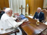 El papa se reunió con Martin Scorsese. -FOTODELDÍA- PAPA CINE