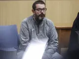 El acusado de matar a su hijo en Sueca durante el juicio