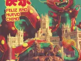 Juan Carlos Paz (Bakea) continúa la serie de animales del zodíaco chino con un dragón que representa la estrecha relación entre la ciudad y la comunidad china El cartel del Ayuntamiento de Madrid da la bienvenida al dragón del Año Nuevo chino AYUNTAMIENTO DE MADRID 29/1/2024