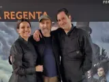 El actor José Luis Gil acude a ver la representación de La Regenta.