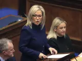 La nueva primera ministra de Irlanda del Norte, Michelle O'Neill, tras asumir su cargo.