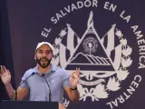 Nayib Bukele comparece tras las elecciones en El Salvador.