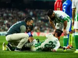 Isco se duele en el partido de este domingo ante el Getafe.Joaquin Corchero / AFP7 / Europa Press 04/2/2024 ONLY FOR USE IN SPAIN