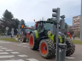 Decenas de tractores cortan las calles en Valladolid.