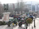 Los tractores llenan las calles de Burgos en las protestas.