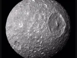 Mimas, la luna que recuerda a la Estrella de la Muerte de Star Wars.