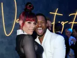 Usher y Jennifer Goicoechea, en una fiesta de Vanity Fair en 2023.