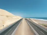 La carretera panamerica a su paso por Perú.