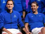 Federer y Rafa Nadal, entre lágrimas en la despedida del suizo.