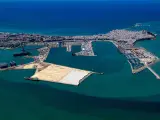 Puerto de Cádiz con las obras de la nueva terminal de contenedores.