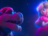 Escena de la canción de Bowser a Peaches en la película 'Super Mario Bros.'.