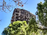 Imagen del edificio incendiado en Valencia la tarde este jueves, a 23 de febrero de 2024.