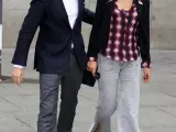 Pablo Casado junto a su mujer Isabel Torres.