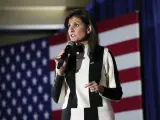 La candidata presidencial republicana y exembajadora ante las Naciones Unidas Nikki Haley habla en un acto de campaña, el domingo 25 de febrero de 2024, en Troy, Michigan.