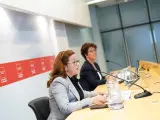 La consejera de Sanidad de la Comunidad de Madrid, Fátima Matute, y la directora general de salud pública, Elena Andradas, durante la presentación del último Informe del Estado de la Salud de la Población de la Comunidad de Madrid 2023.