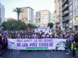 Manifestación convocada por el Moviment Feminista de València por el 8M.