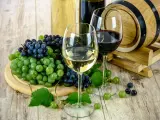 Se fabrica vino en muchos lugares de España, pero seguramente el más conocido a nivel internacional sea el de La Rioja. La producción media anual de vinos con denominación de origen Rioja es de 269 millones de litros, el 85% tinto.