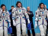 Astronautas de la nave Soyuz MS-25.