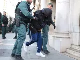 Un detenido en Palma en una operación contra el narcotráfico, el pasado 15 de marzo.