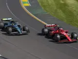 Fernando Alonso y Carlos Sainz, en el Gran Premio de Australia de F1.
