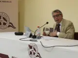 El catedrático de Derecho Constitucional, César Aguado Renedo.