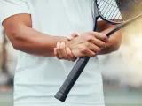 Lesi&oacute;n de mu&ntilde;eca al jugar al tenis.