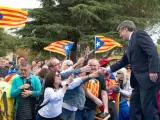 El expresidente de la Generalitat y candidato de Junts a las elecciones catalanas, Carles Puigdemont, durante un acto de Junts+, a 6 de abril de 2024, en Elna (Francia).