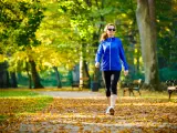 Caminar puede tener efectos beneficiosos para un amplio abanico de condiciones de salud, pero debemos ajustar la intensidad y el tiempo del ejercicio a nuestras condiciones particulares.
