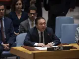 El ministro de Asuntos Exteriores, Jos&eacute; Manuel Albares, en su intervenci&oacute;n ante el Consejo de Seguridad de la ONU para defender el reconocimiento del Estado palestino.
