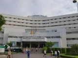 Imagen del Hospital Macarena donde han sido ingresados los cuatro heridos