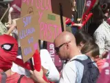 Celiacos protestan en Madrid para pedir que baje el precio de los productos sin gluten