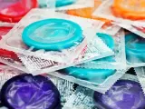 Condones masculinos de varios colores