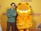 MADRID, 24/04/2024.- El chef Pepe Rodríguez posa durante la presentación de la película 'Garfield', este miércoles en Madrid. La película, a la que también prestan su voz Alaska y Santiago Segura, se estrena el 1 de mayo. EFE/ Mariscal