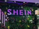 La tienda efímera de Shein más grande y con más durabilidad hasta la fecha en España abre sus puertas hoy en Madrid. Te enseñamos todo lo que encontrarás en su interior.