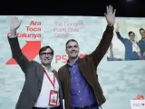El presidente del Gobierno, Pedro Sánchez, y el candidato del PSC a las elecciones catalanas, Salvador Illa.