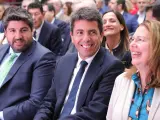 Mazón ha asistido a un acto con los regantes en Murcia junto al presidente de la región vecina, Fernando López Miras.