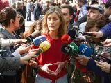 La candidata de Comuns Sumar a las elecciones catalanas, Jéssica Albiach, en la manifestación del Día del Trabajador de Barcelona, el 1 de mayo de 2024.