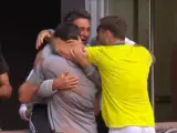 Marcel Granollers se abraza a Zeballos y a su equipo.