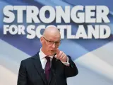 El líder del Nuevo Partido Nacional Escocés, John Swinney MSP, pronuncia un discurso en la Universidad de Glasgow.